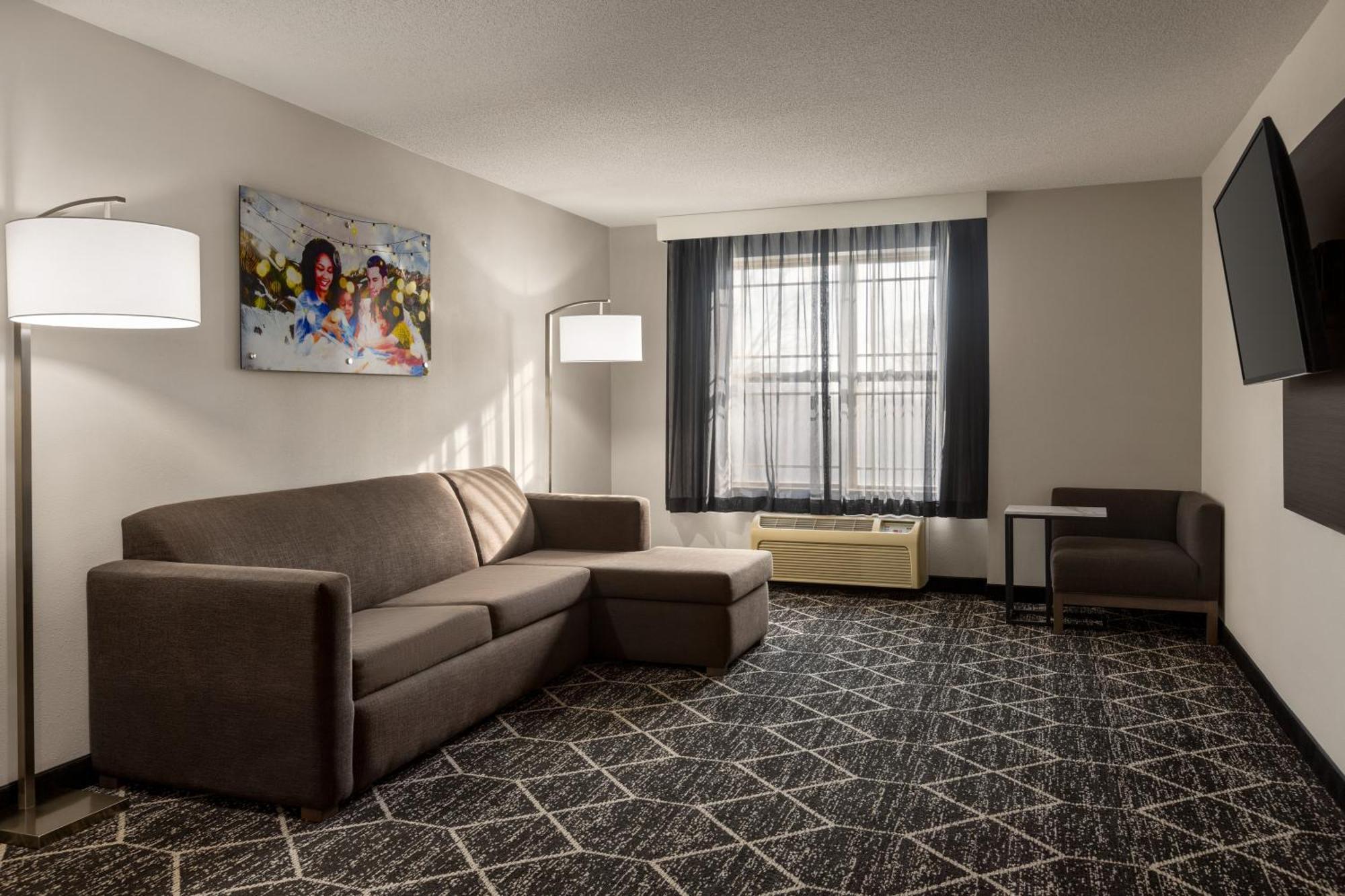 La Quinta Inn & Suites By Wyndham เลคจอร์จ ภายนอก รูปภาพ
