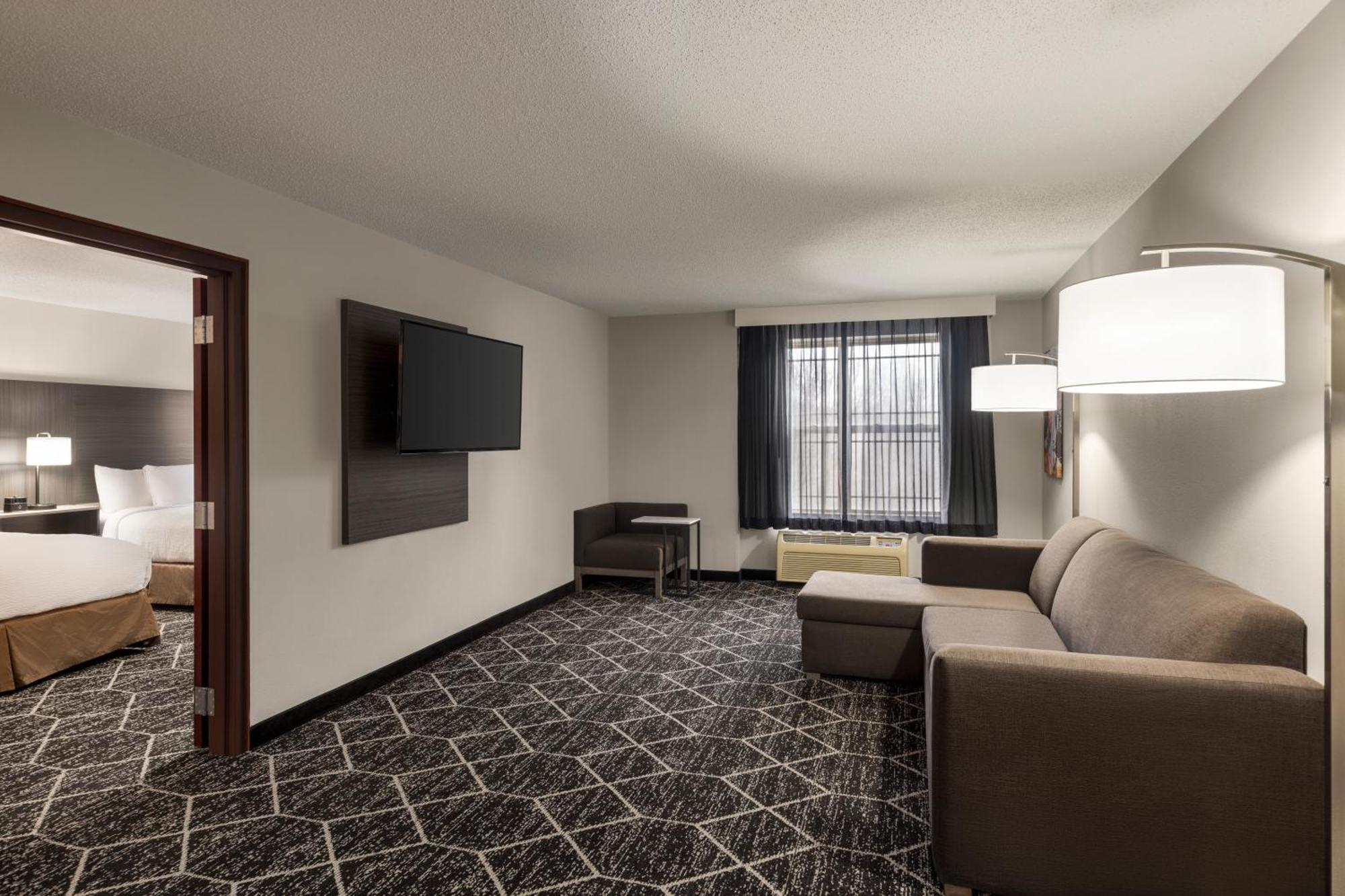 La Quinta Inn & Suites By Wyndham เลคจอร์จ ภายนอก รูปภาพ